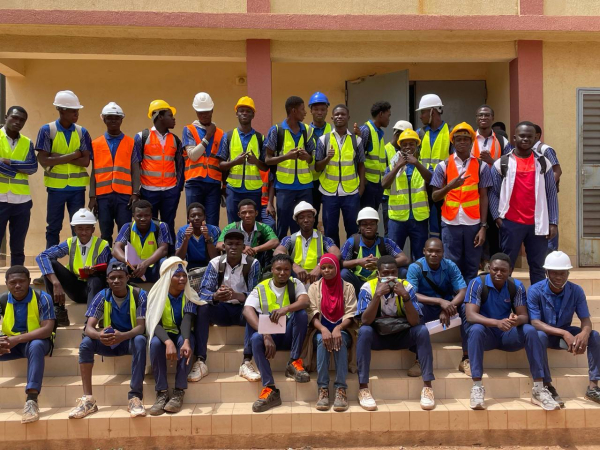 Sortie p&eacute;dagogique des &eacute;tudiants de L1 &Eacute;lectrom&eacute;canique &agrave; la Sonabel