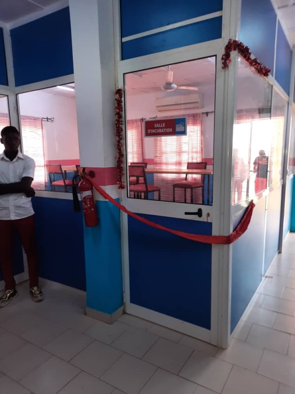 INAUGURATION SALLE D'INCUBATION